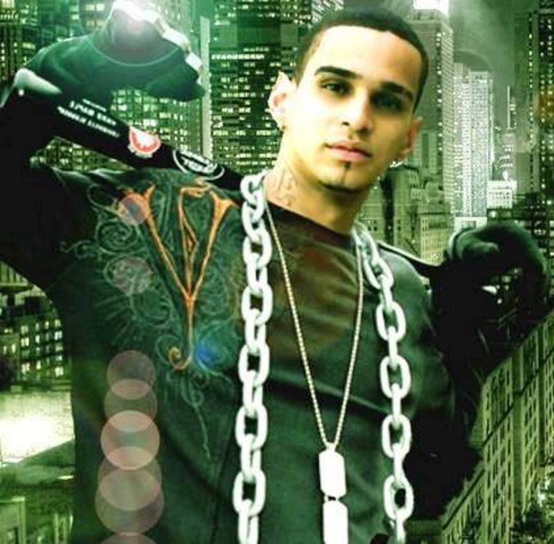 Date this exotic Dominican Republic man Dorian from Santo Domingo DO22271