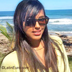 nice looking Dominican Republic girl Laura from Santo Domingo DO22333