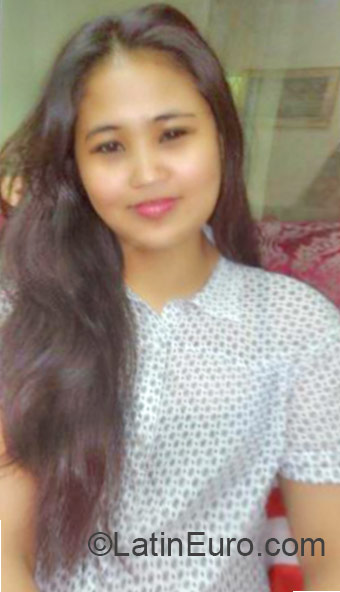 Date this gorgeous Philippines girl Diana from San Carlos City PH779