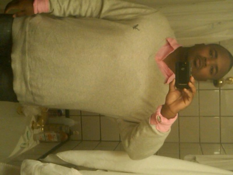 Date this young United States man Ducklovesfun from Cincinnati US16211