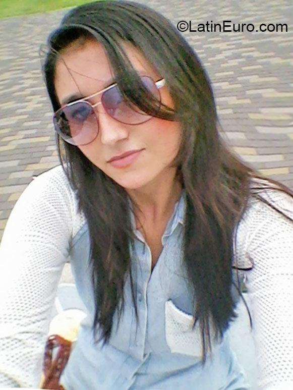 Date this charming Panama girl Alexandra from Panama PA634