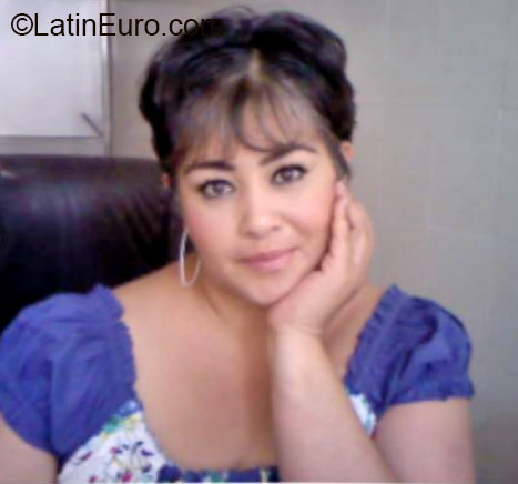 Date this charming Mexico girl Lizy from Guadalajara MX1435