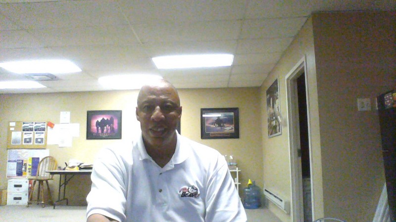 Date this tall United States man Kendall from Albuquerque US16304