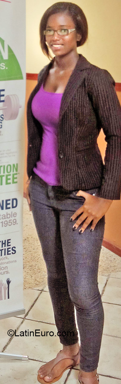 Date this stunning Jamaica girl Carlisa from Kingston JM2114