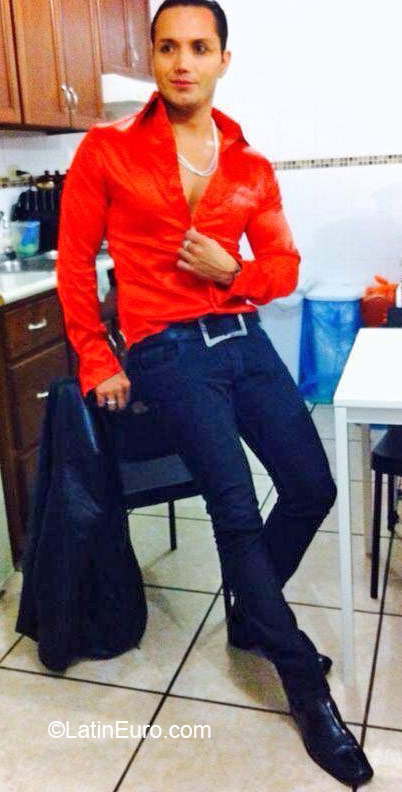 Date this athletic Mexico man Antonio from Puerto penasco MX1441
