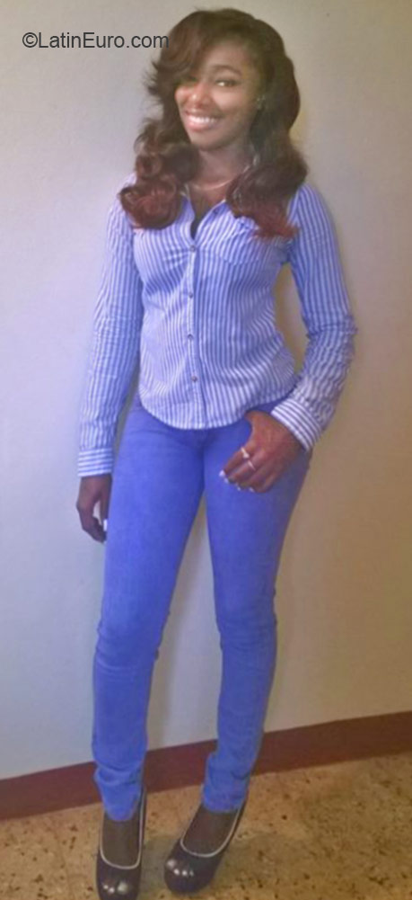 Date this young Jamaica girl Franc from Kingston JM2116