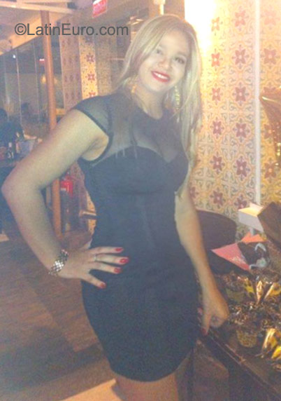 Date this lovely Brazil girl Michelle from Recife BR9408
