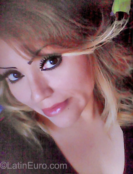 Date this lovely Mexico girl Jazmin from Juarez MX1444