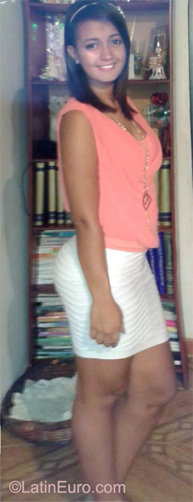 Date this passionate Venezuela girl Meiling from Caracas VE587
