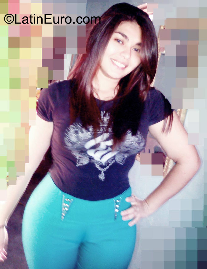 Date this lovely Honduras girl Dunia from San Pedro Sula HN1626