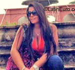 happy Peru girl Lily from Lima PE1069