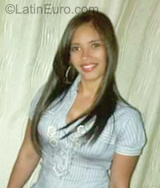 Date this pretty Dominican Republic girl Magnolia from Santiago DO23024