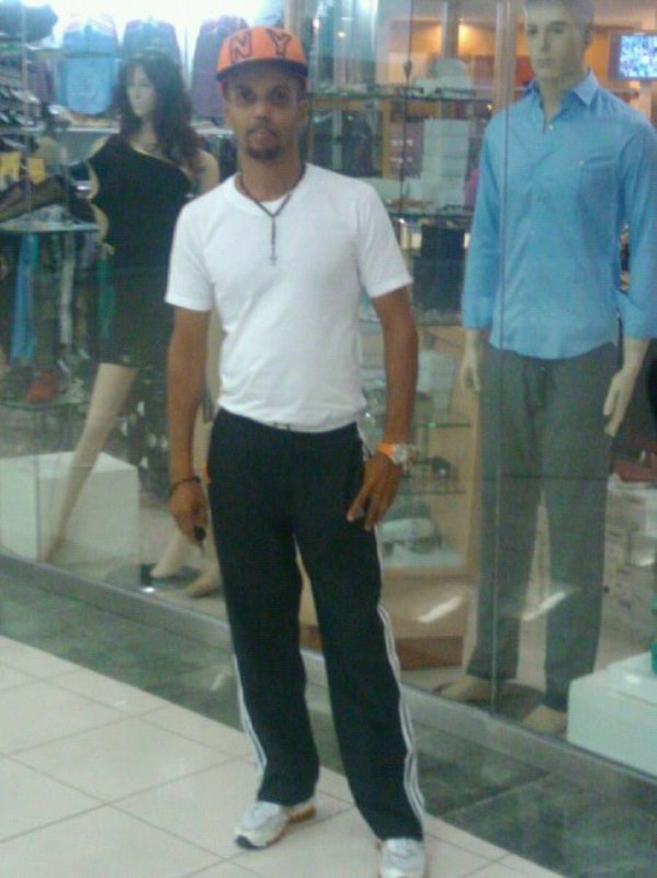Date this athletic Dominican Republic man Joan manuel from Santiago DO23039