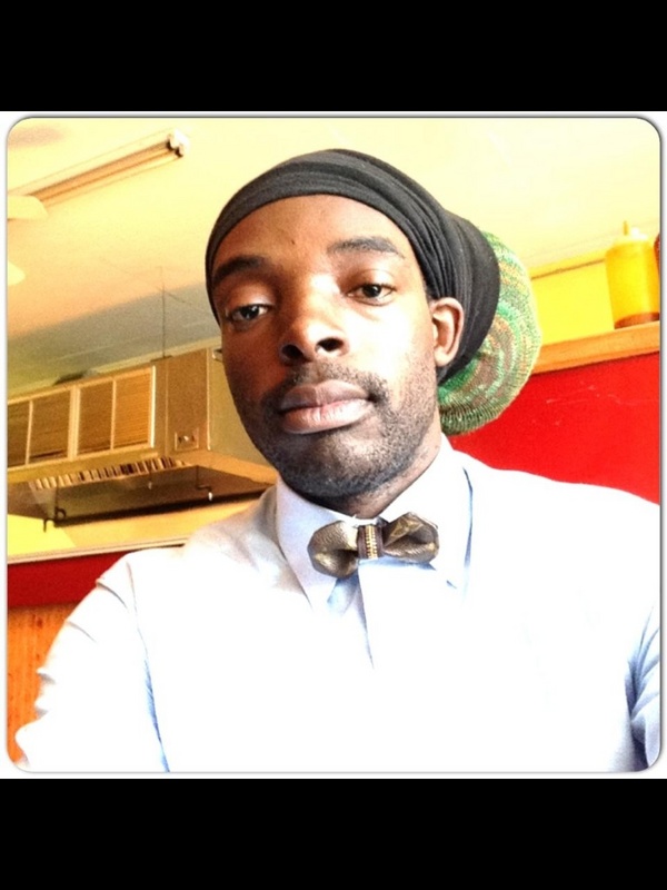 Date this good-looking United States man East from Chicago US16405