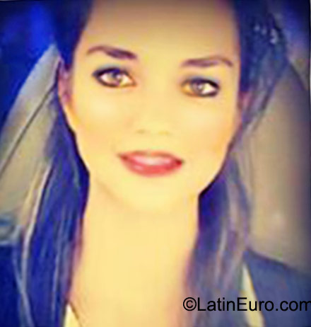 Date this delightful Venezuela girl Franchesca from Puerto Ordaz VE614