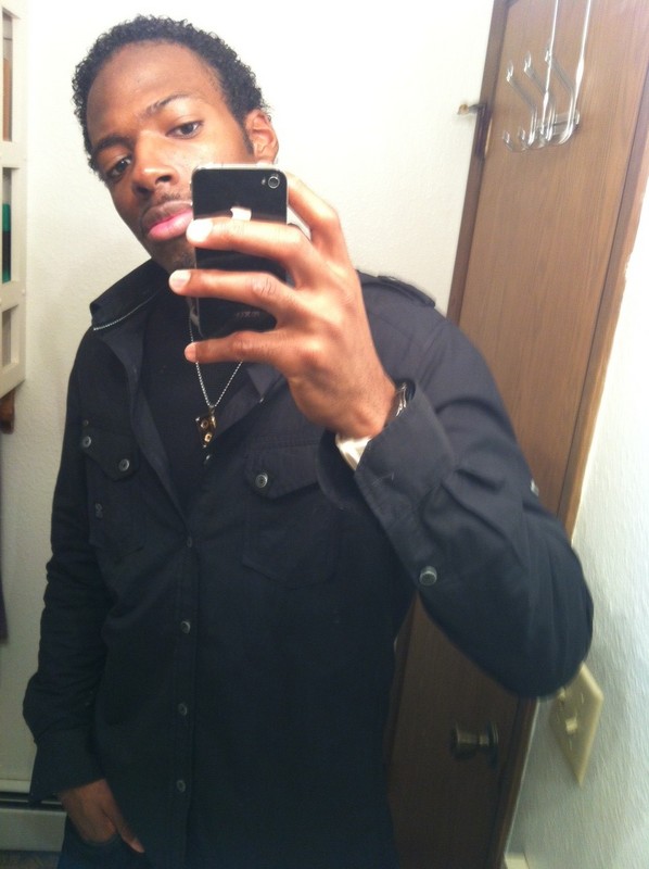 Date this georgeous United States man Warren from Anchorage US16432