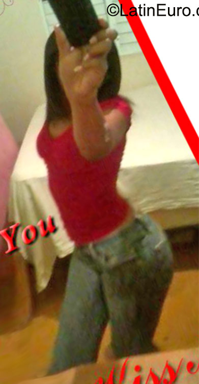 Date this beautiful Dominican Republic girl Andrea from San Pedro de Macoris DO23161