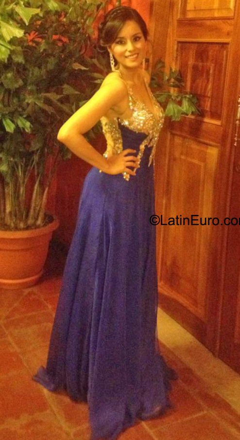 Date this sultry Honduras girl Iveth from Comayagua HN1688