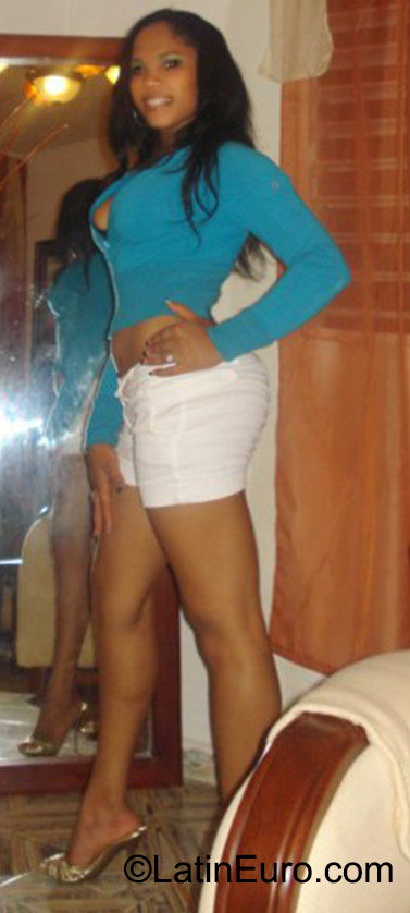 Date this attractive Dominican Republic girl Darleny from Puerto Plata DO23212