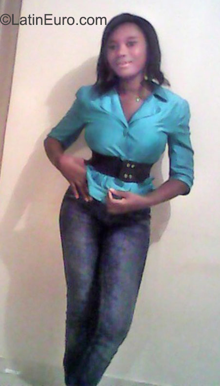 Date this hot Dominican Republic girl Guita from Punta Cana DO23236