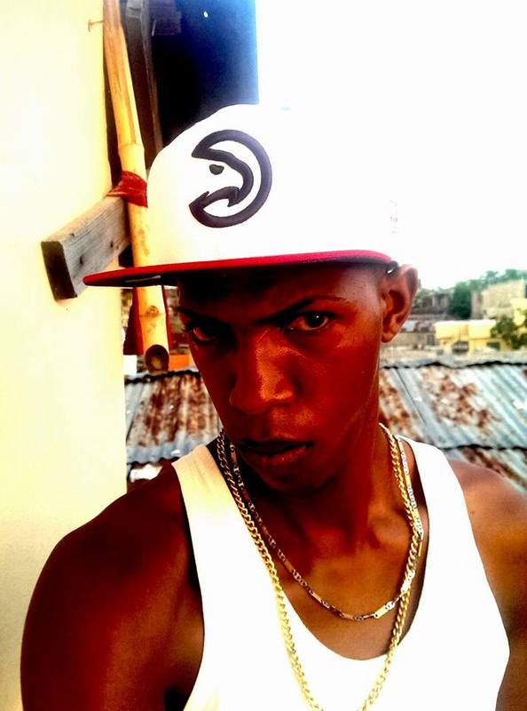 Date this lovely Dominican Republic man Piter from Santo Domingo DO23263