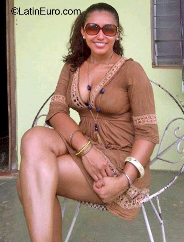 Date this lovely Panama girl Cecil from Panama City PA700