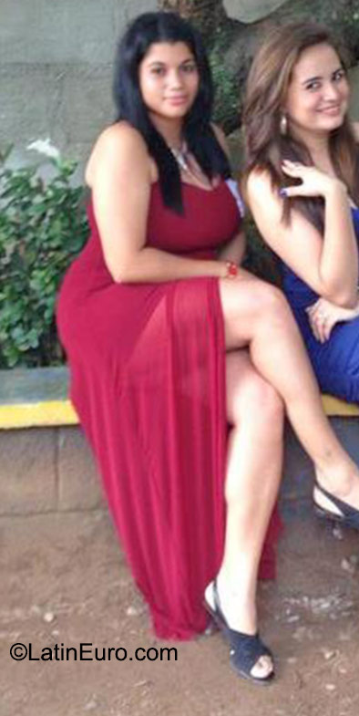 Date this voluptuous Honduras girl Leyla from San Pedro Sula HN1715