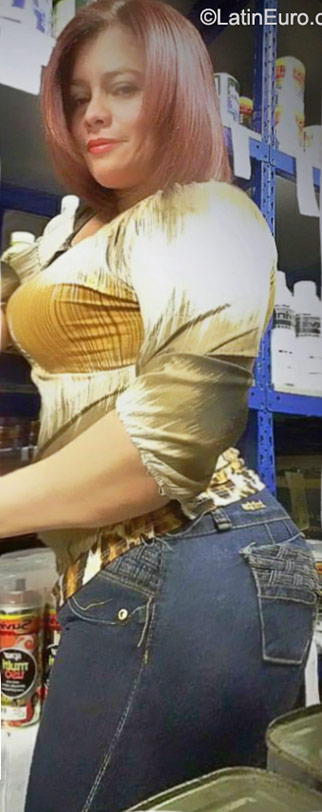 Date this nice looking Panama girl Alicia from Panama City PA707