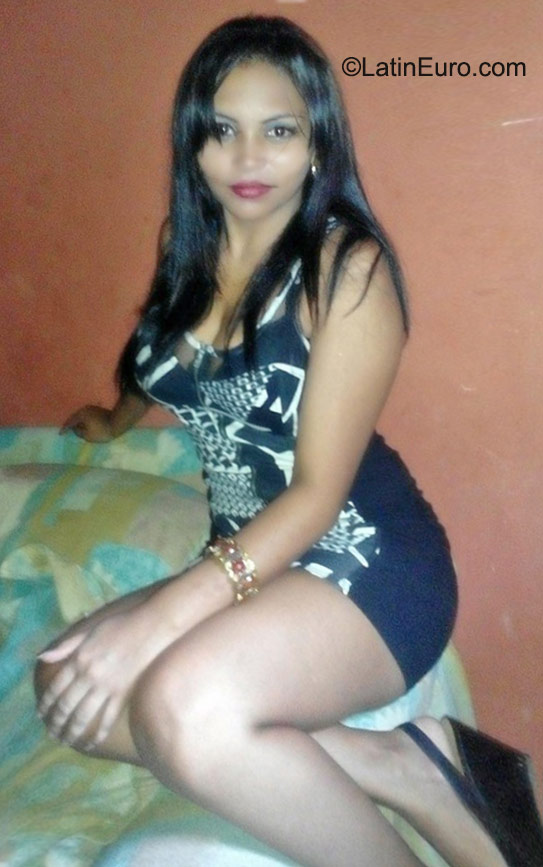 Date this cute Honduras girl Daniela from La Ceiba HN1724