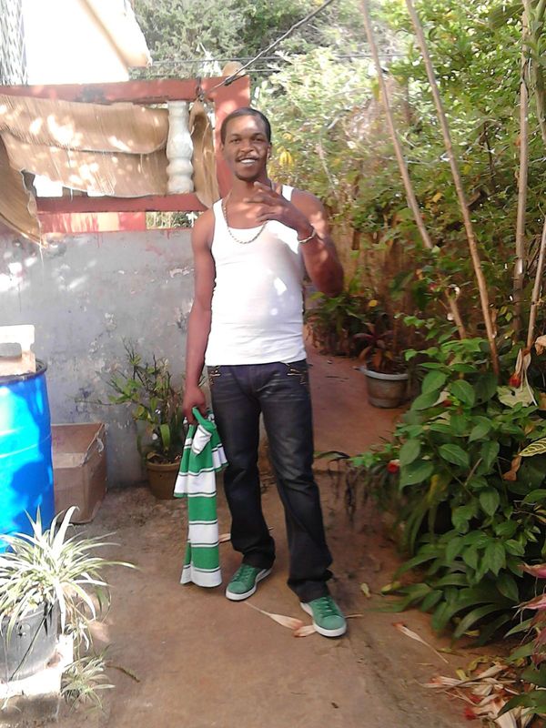 Date this young Jamaica man Owen from Spalding JM2167