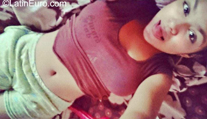 Date this georgeous Panama girl Yiney from Panama City PA731