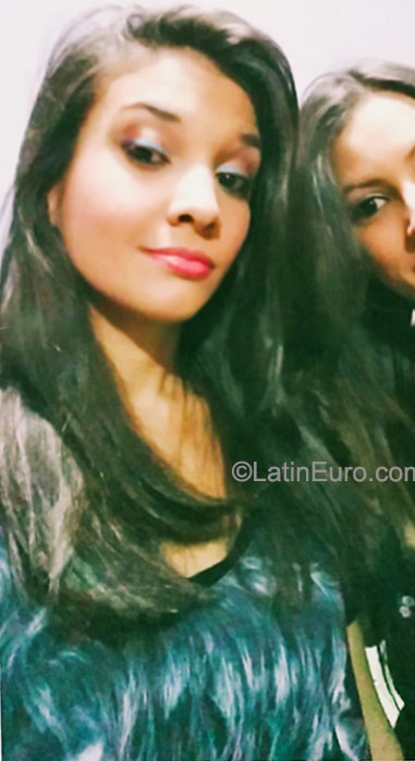 Date this exotic Brazil girl Nathalia from Recife BR9474