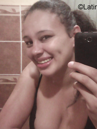 Date this happy Honduras girl Martha from Tegucigalpa HN1789