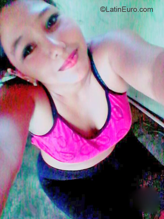 Date this tall Panama girl Johanna from Panama City PA744