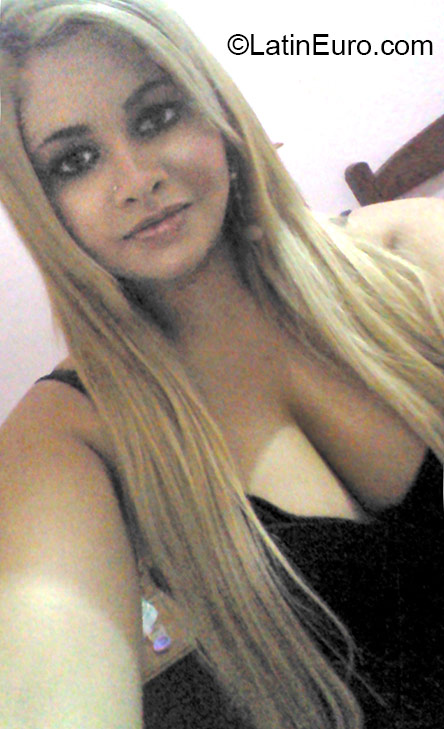 Date this gorgeous Brazil girl Usane from Sao Sebastiao Do Paraiso BR9530