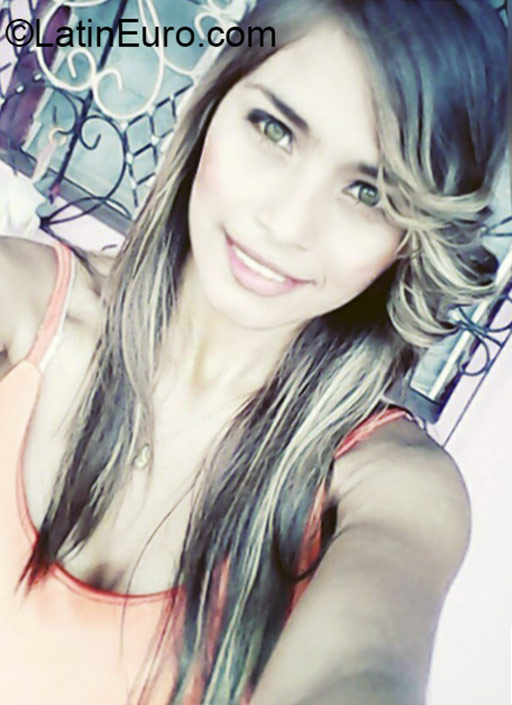 Date this charming Honduras girl Arlang from El Progreso HN1882