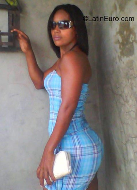 Date this young Dominican Republic girl Rosa from San Pedro de Macoris DO24443