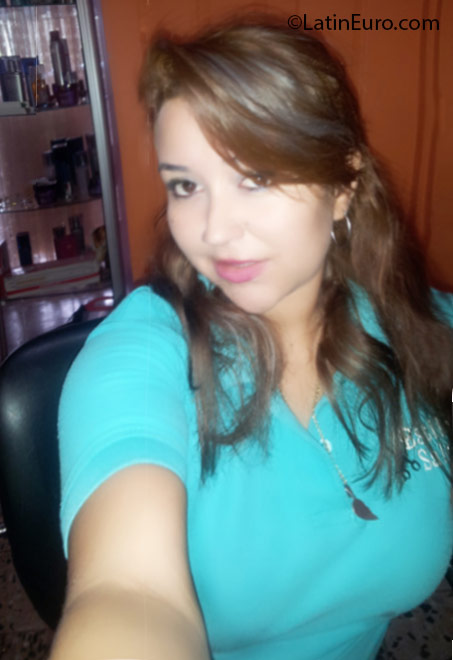 Date this lovely Honduras girl Paola from El progreso HN1957