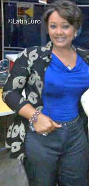 Date this athletic Dominican Republic girl Kasbly from Santo Domingo DO24679