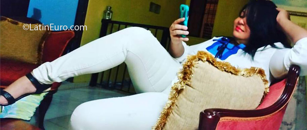 Date this hot Dominican Republic girl Karolina from Santiago DO24868