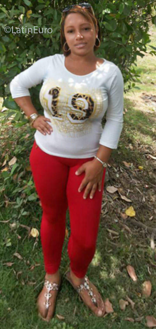 Date this stunning Panama girl Silla from Panama City PA898