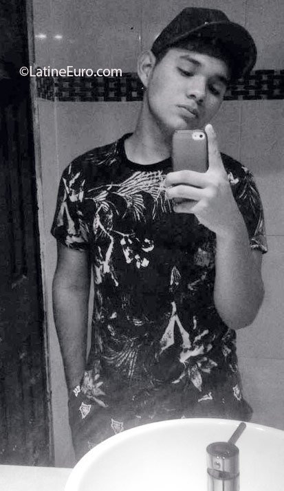 Date this attractive Panama man Reynier Rodrigu from Panama Ciudad PA907