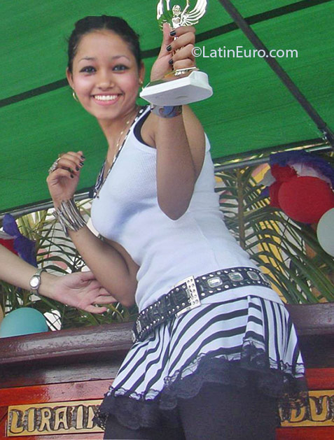Date this lovely Honduras girl Glendie from San Pedro Sula HN2055