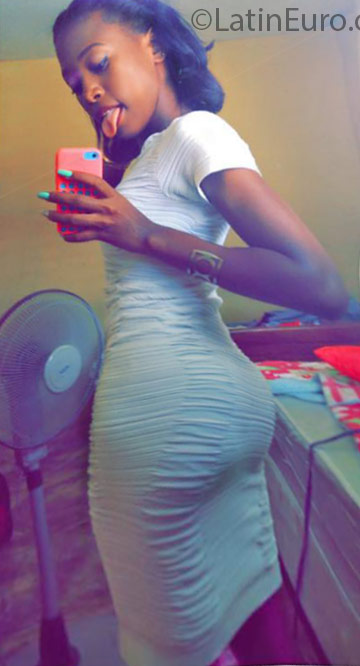 Date this fun Dominican Republic girl Joanie from Santo Domingo DO25143