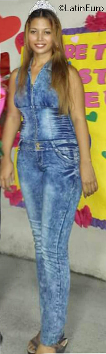 Date this exotic Honduras girl Keylia from Choloma HN2062