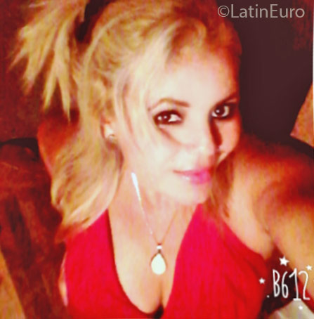 Date this hard body Honduras girl Cristina from San Pedro Sula HN2093