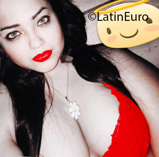 Date this stunning Honduras girl Kitty from San Pedro Sula HN2095