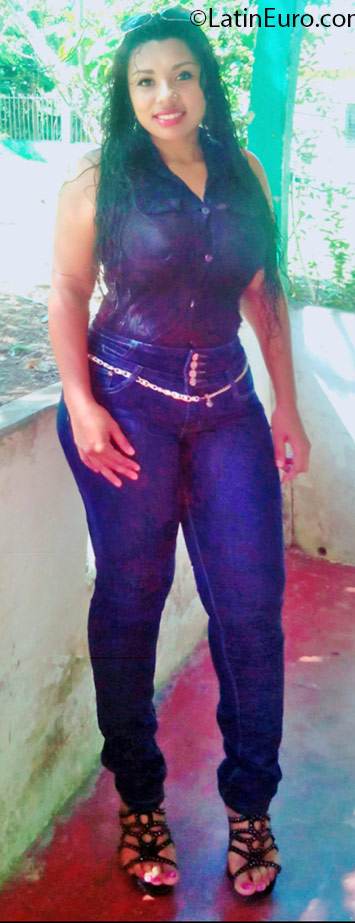 Date this gorgeous Honduras girl Karen from La Ceiba HN2107