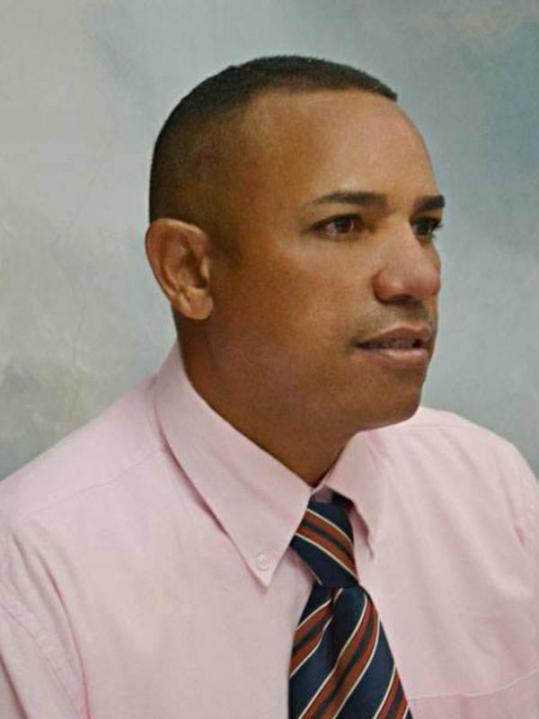 Date this good-looking Dominican Republic man EDUARD from Santo Domingo DO25402