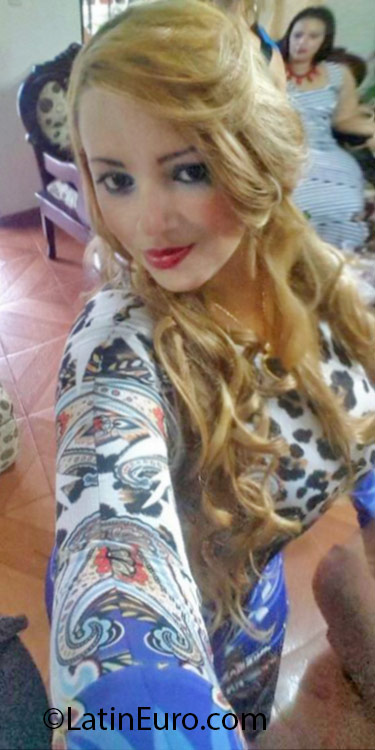 Date this tall Dominican Republic girl Ruth from Santiago DO25481